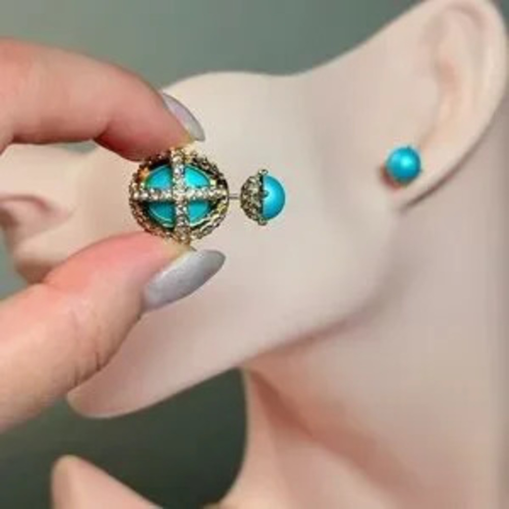 Elegant Gold and Turquoise Earrings